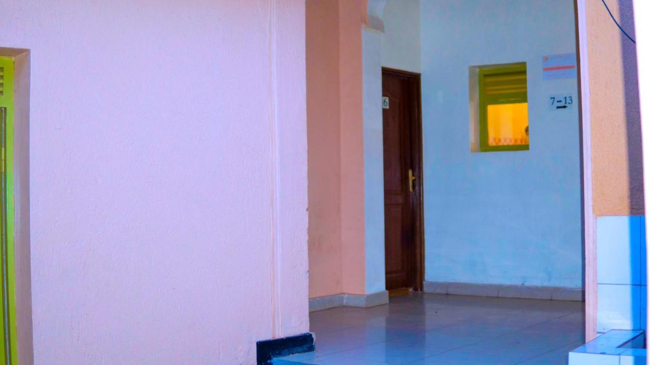 Peace & Grace Motel Kigali Extérieur photo